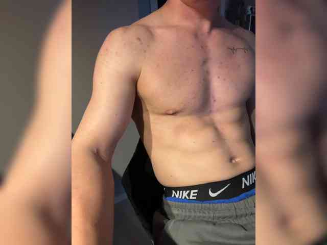 -HUGOo- Sex Cam Show