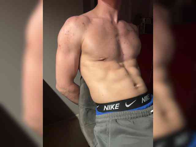 -HUGOo- Sex Cam Show