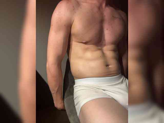 -HUGOo- Sex Cam Show