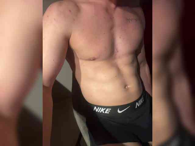 -HUGOo- Sex Cam Show