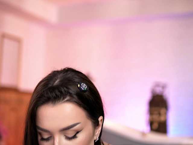 Sex chat gratuit in direct cu JennaDay pe BongaCams