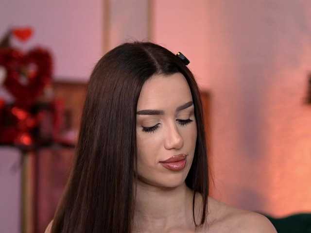 Sex chat gratuit in direct cu JennaDay pe BongaCams