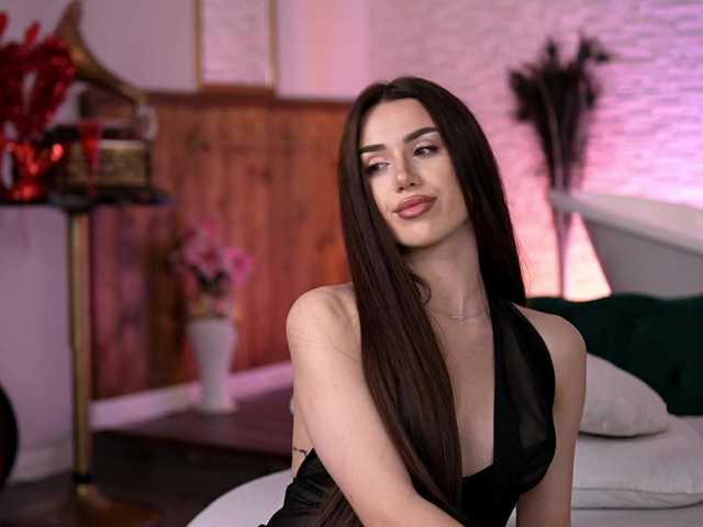 Sex chat gratuit in direct cu JennaDay pe BongaCams
