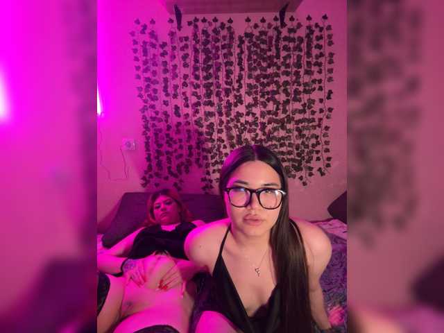 TheFoxAlissha live cam on BongaCams