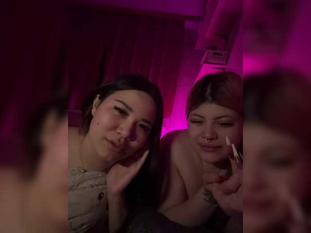 Sex chat gratuit in direct cu TheFoxAlissha pe BongaCams