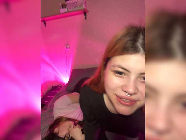 Sex chat gratuit in direct cu TheFoxAlissha pe BongaCams