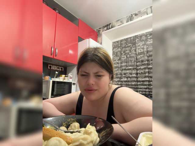  TheFoxAlissha chat room
