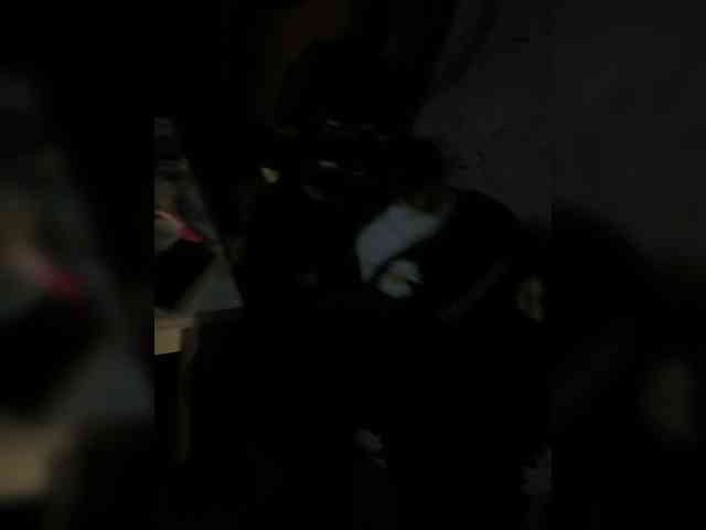 TheFoxAlissha webcam