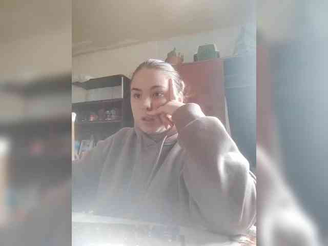 Denyse-Eliza webcam