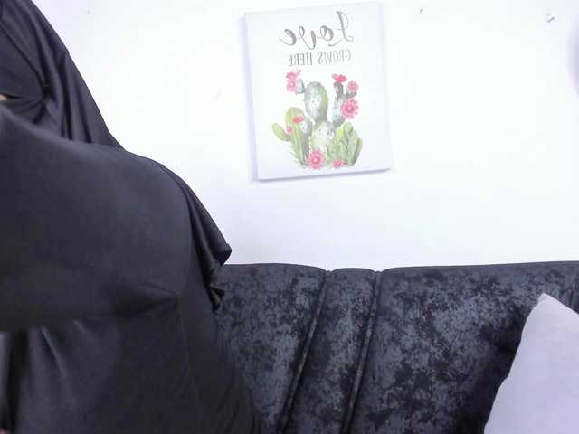 Zulema-parvin's BongaCams show and profile