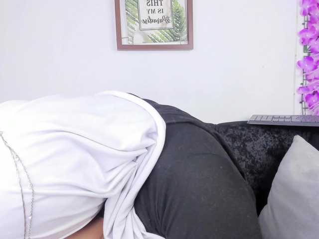 Zulema-parvin live cam on BongaCams