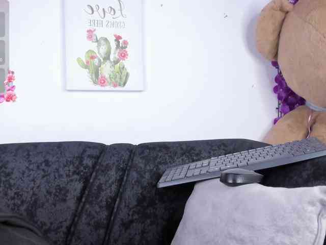 Zulema-parvin webcam