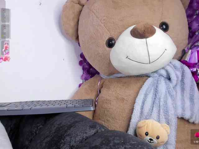 Model: Zulema-parvin