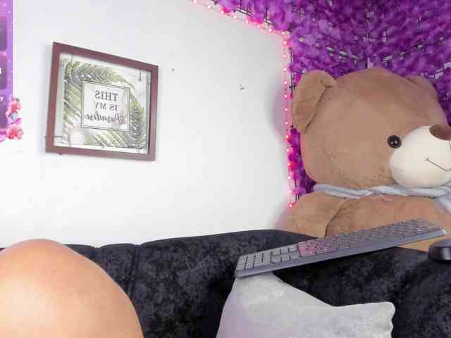 Zulema-parvin webcam