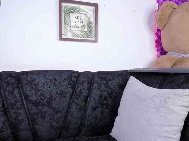 Zulema-parvin webcam