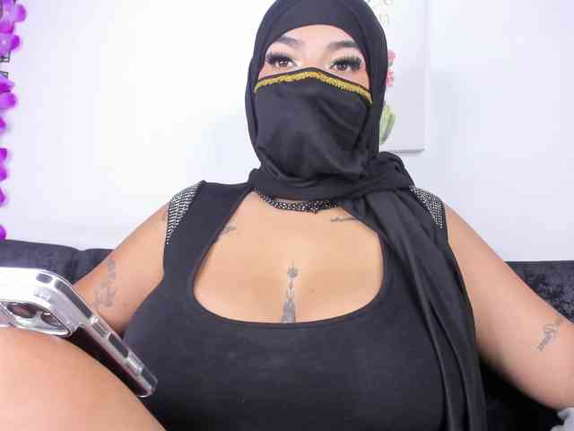 Zulema-parvin webcam
