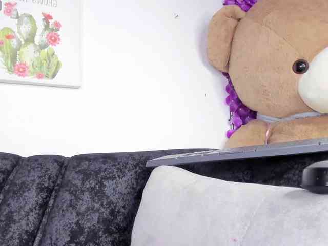 Zulema-parvin webcam
