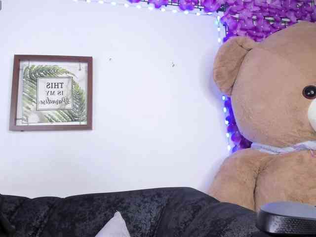 Zulema-parvin webcam