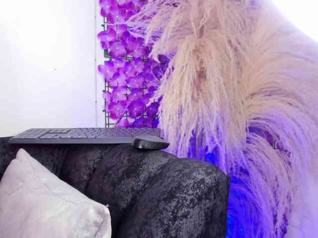 Zulema-parvin webcam