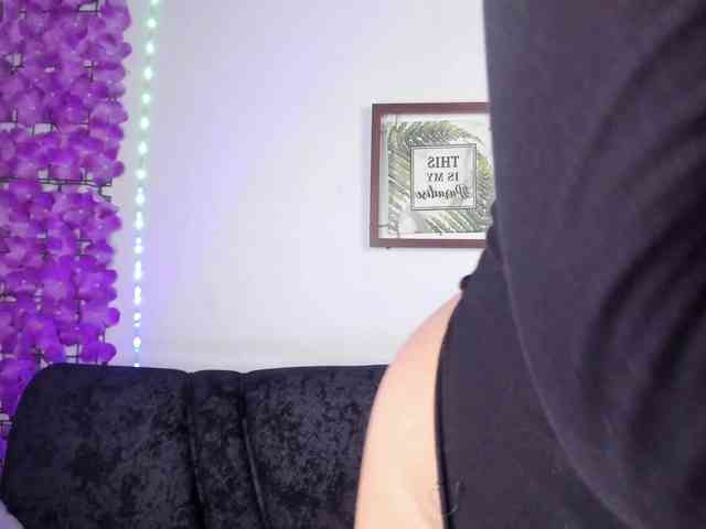 Zulema-parvin webcam