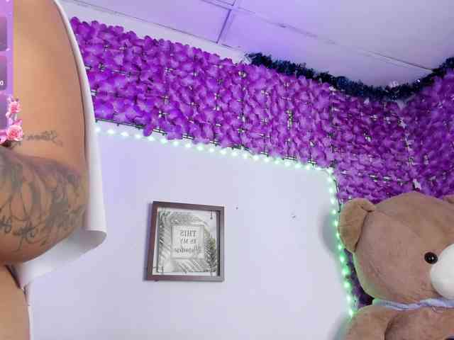 Zulema-parvin webcam