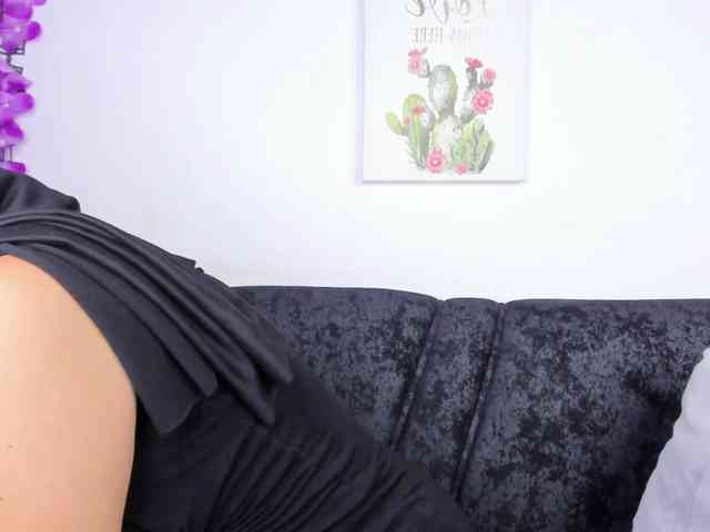 Zulema-parvin webcam