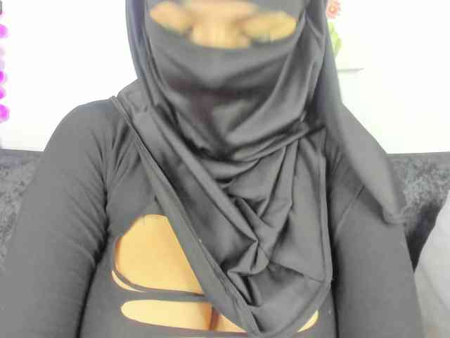 Zulema-parvin webcam