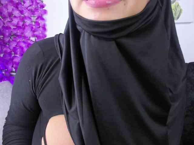 Zulema-parvin webcam