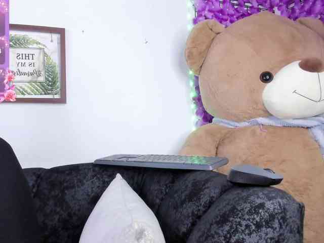 Zulema-parvin webcam