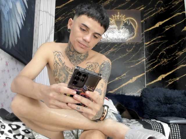 exotichot-couple live cam on BongaCams