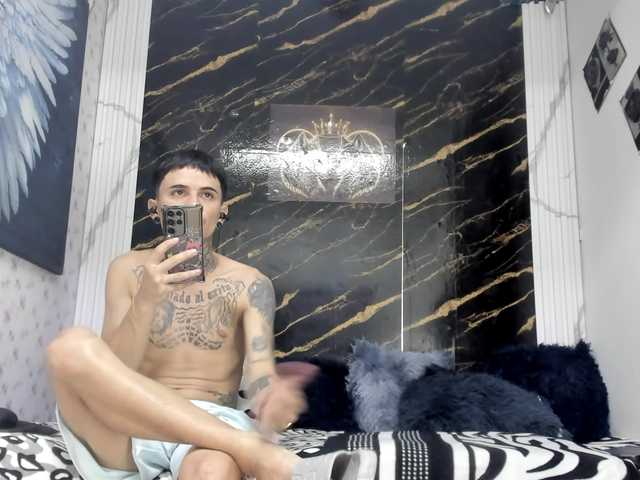 exotichot-couple live webcam show