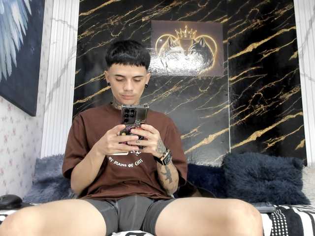 exotichot-couple live webcam show