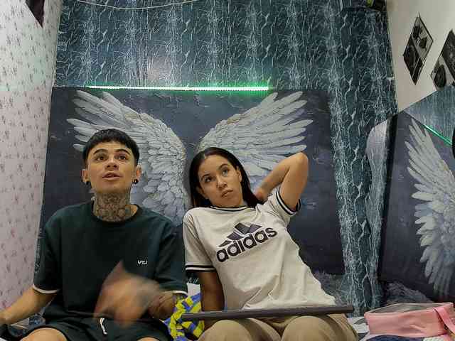 exotichot-couple webcam