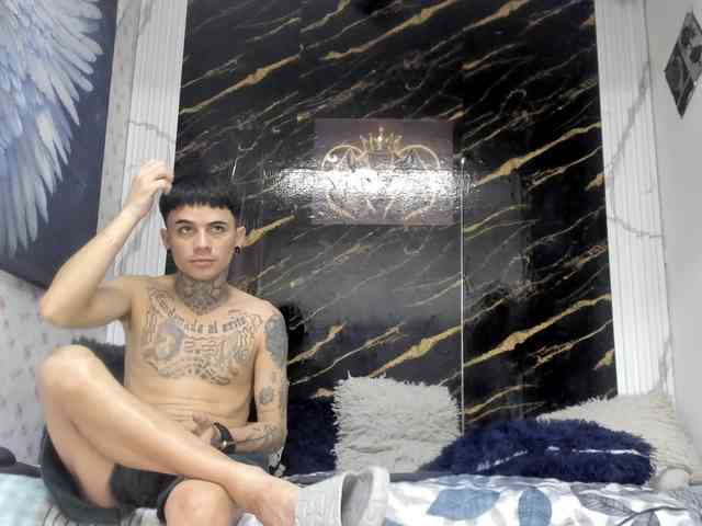 exotichot-couple Sex Cam Show