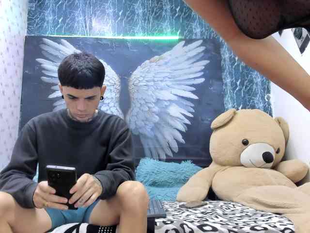 exotichot-couple webcam