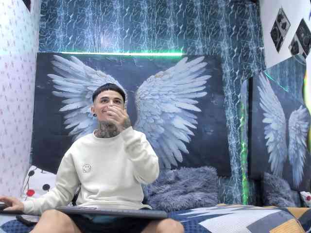 exotichot-couple webcam