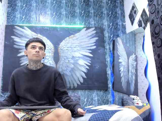 exotichot-couple webcam