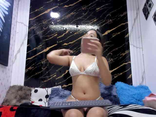 exotichot-couple webcam