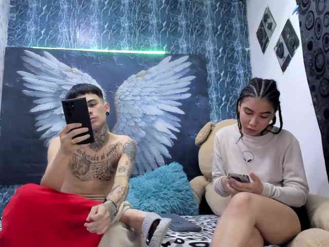 exotichot-couple webcam