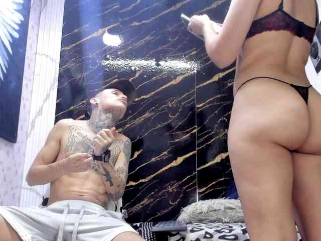 exotichot-couple Sex Cam Show