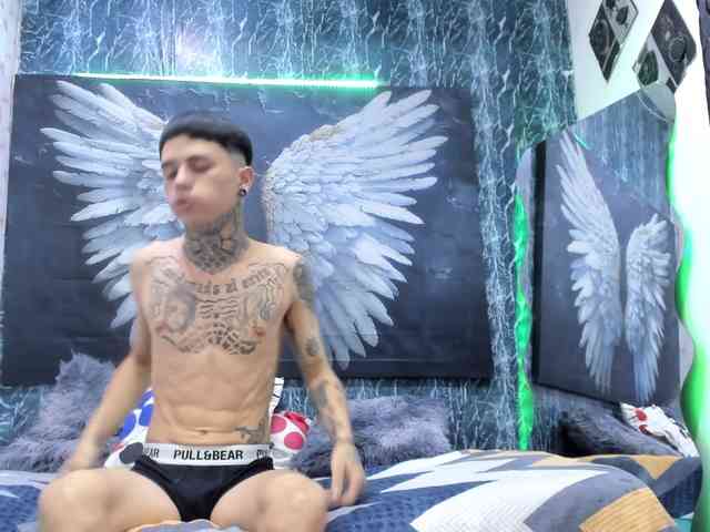 exotichot-couple webcam