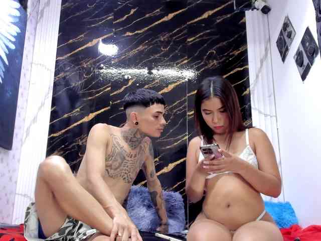 exotichot-couple webcam