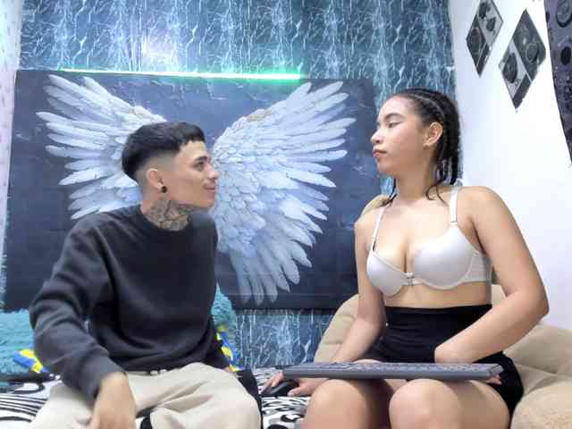 exotichot-couple webcam