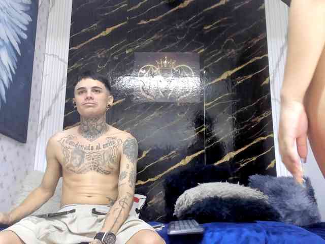 exotichot-couple Sex Cam Show