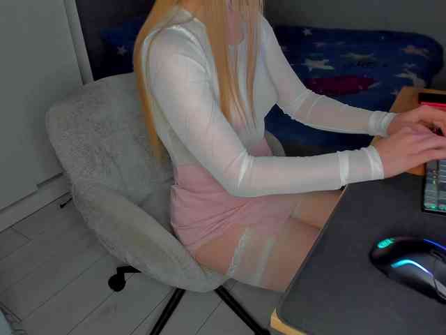 LoveLYYk webcam