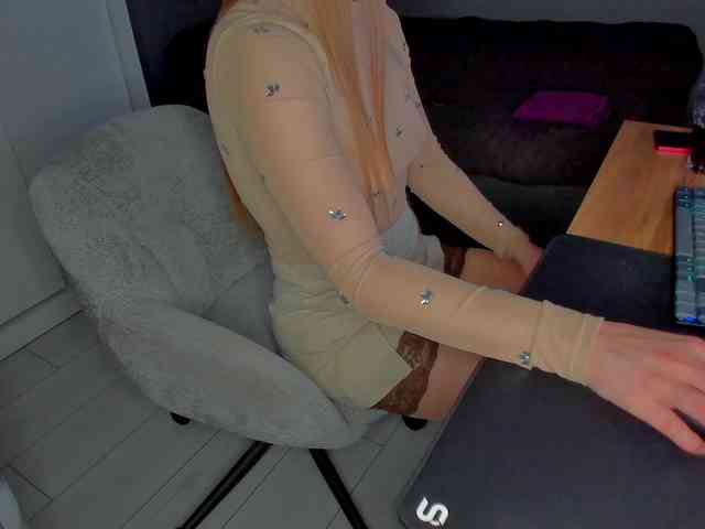 LoveLYYk webcam