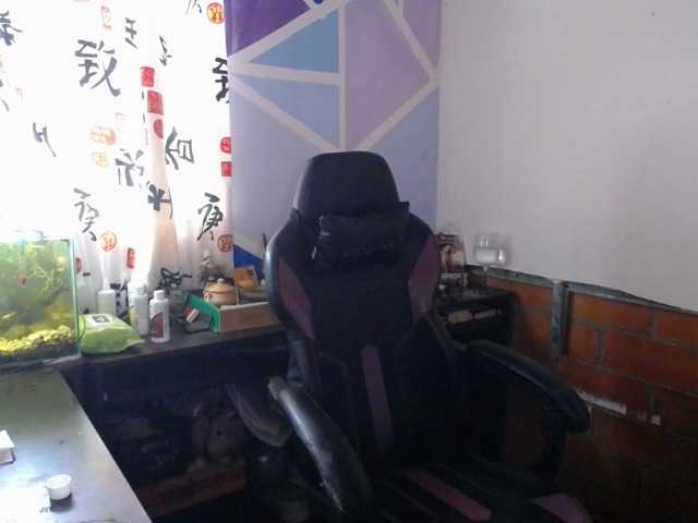 beautifulchubbyqueen live webcam show