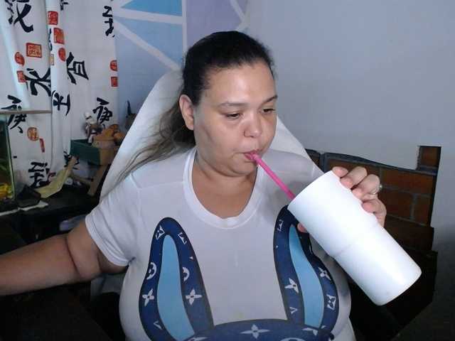 beautifulchubbyqueen live cam on BongaCams