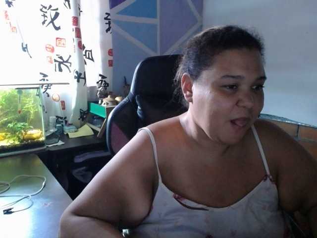 beautifulchubbyqueen live cam on BongaCams