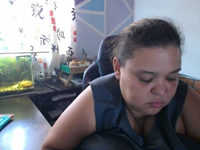 beautifulchubbyqueen live cam on BongaCams